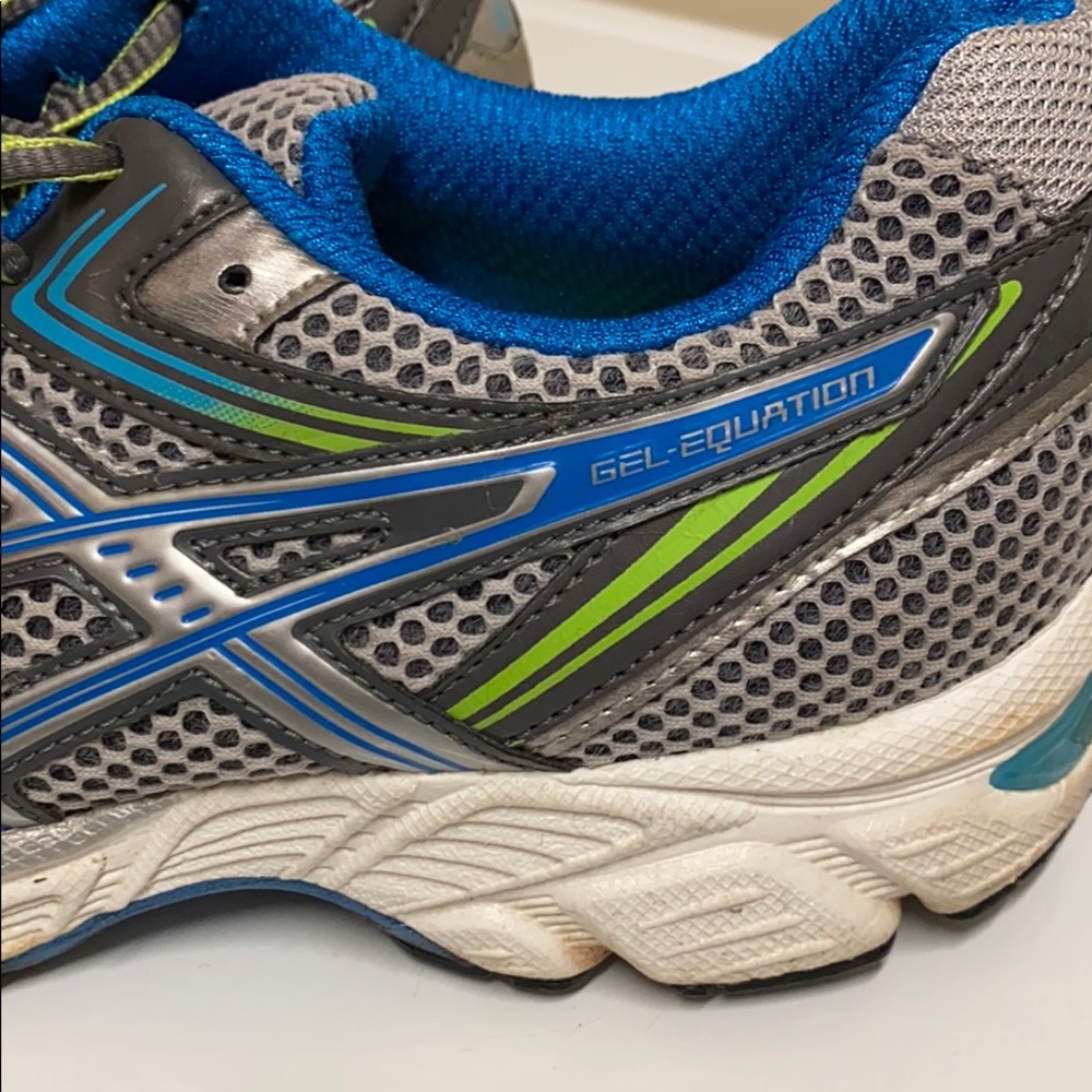 ASICS shoes - Picture 6 of 6